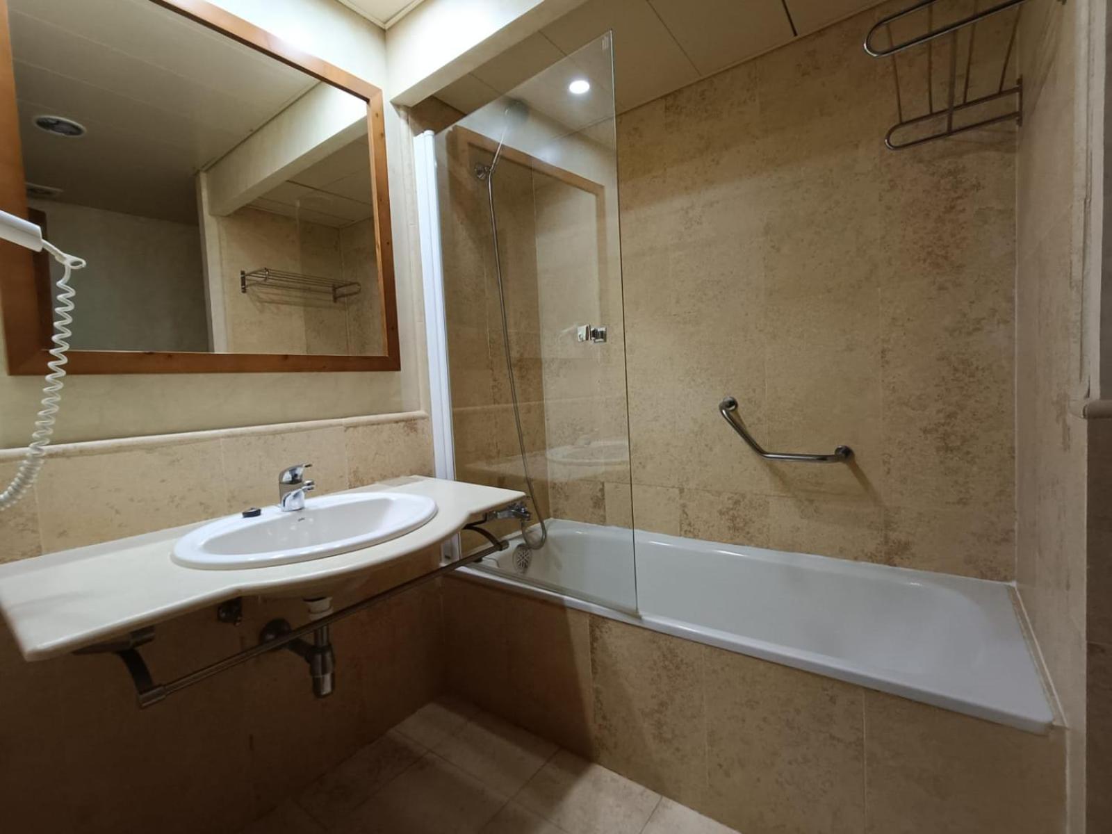 En Segunda Planta En Urb. Jardines De Apartment